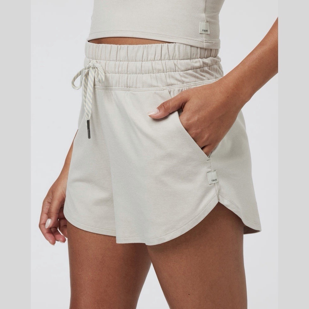 Vuori Womens S Halo Performance Shorts 2.0 Ecru Heather Athleisure Drawstring